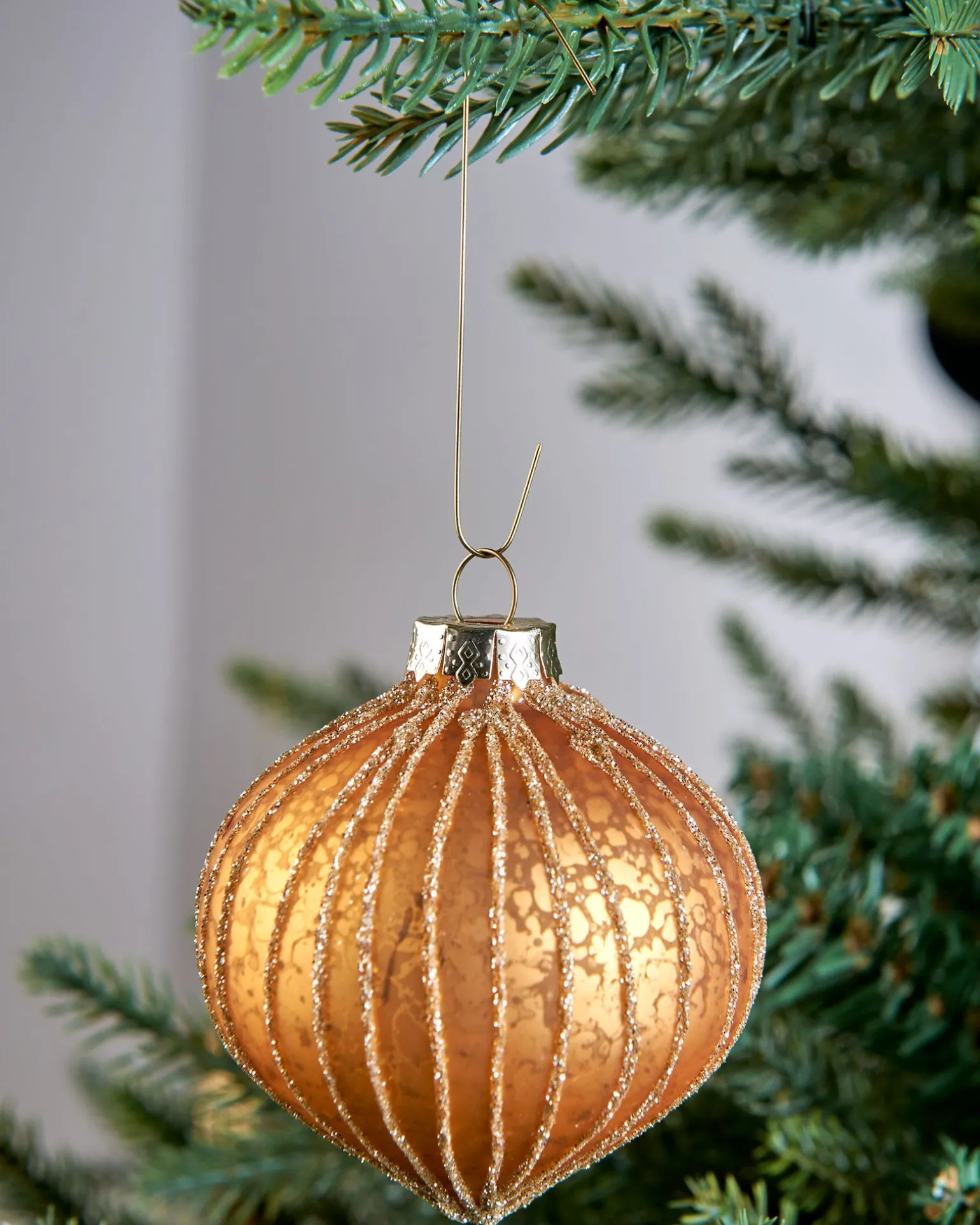 Bauble Ornament Hooks, Gold, Pack Of 100