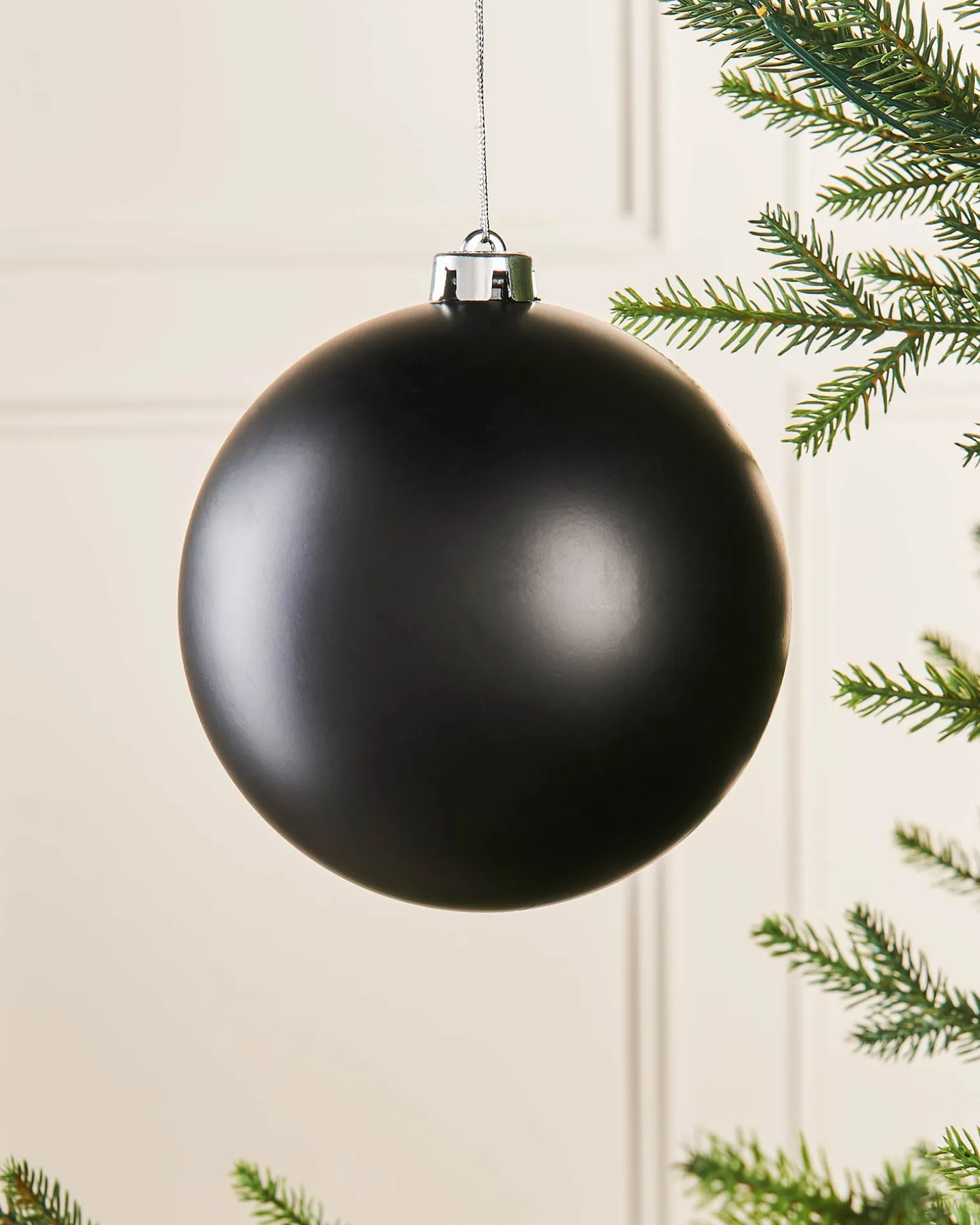 Black Large Matt Shatterproof Bauble, 15 Cm
