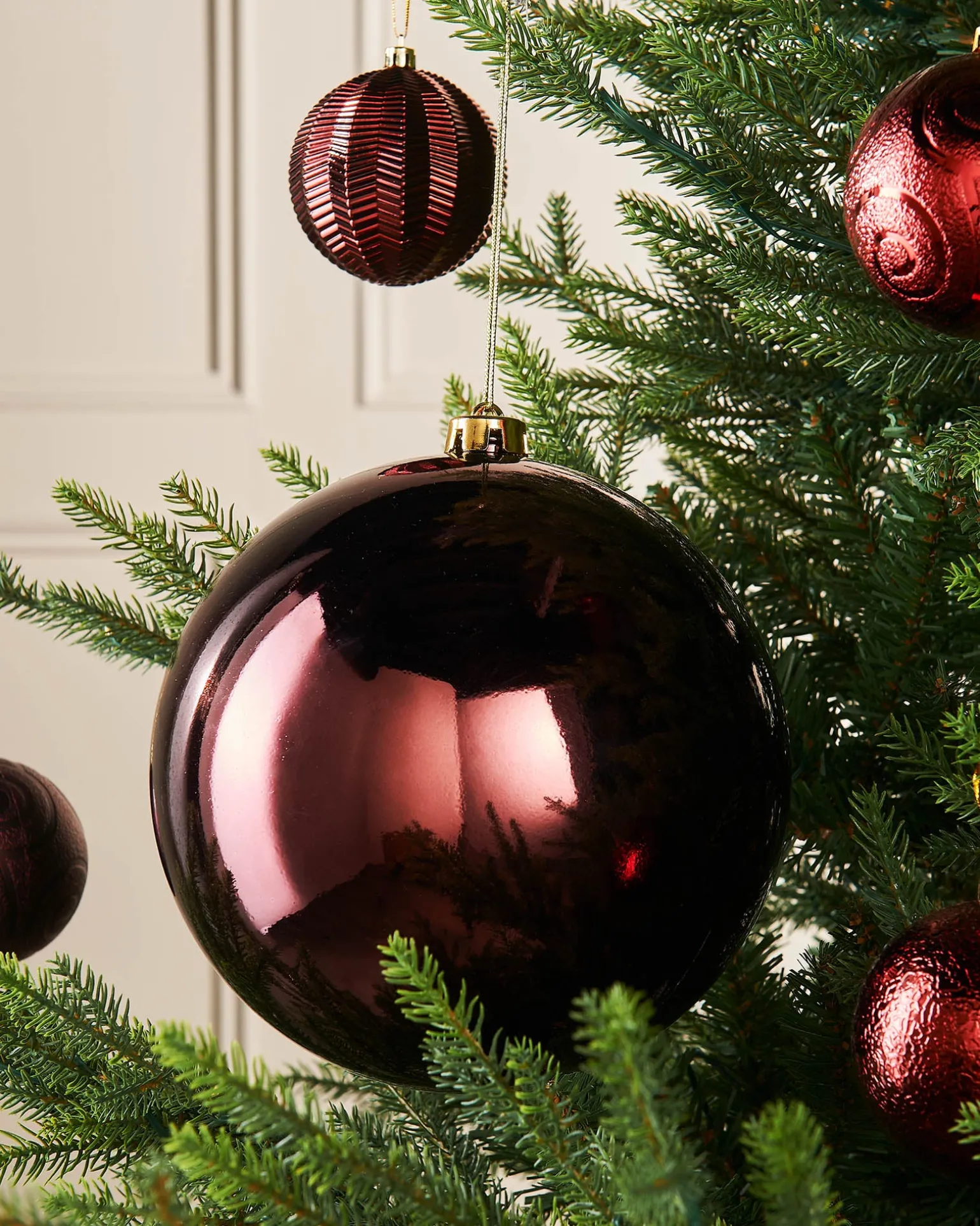 Burgundy Large Gloss Shatterproof Bauble, 20 Cm