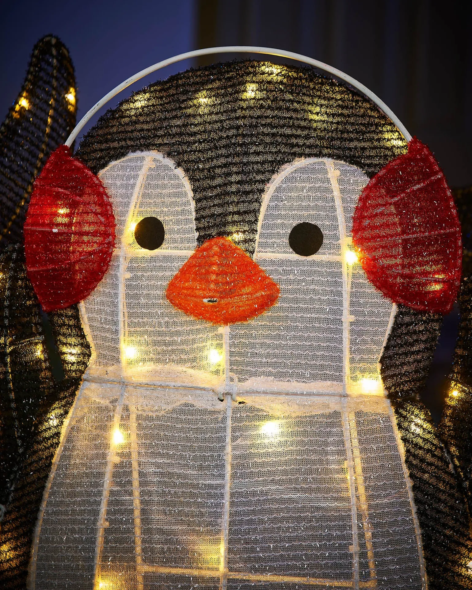 2D Tinsel Penguin Family Silhouette