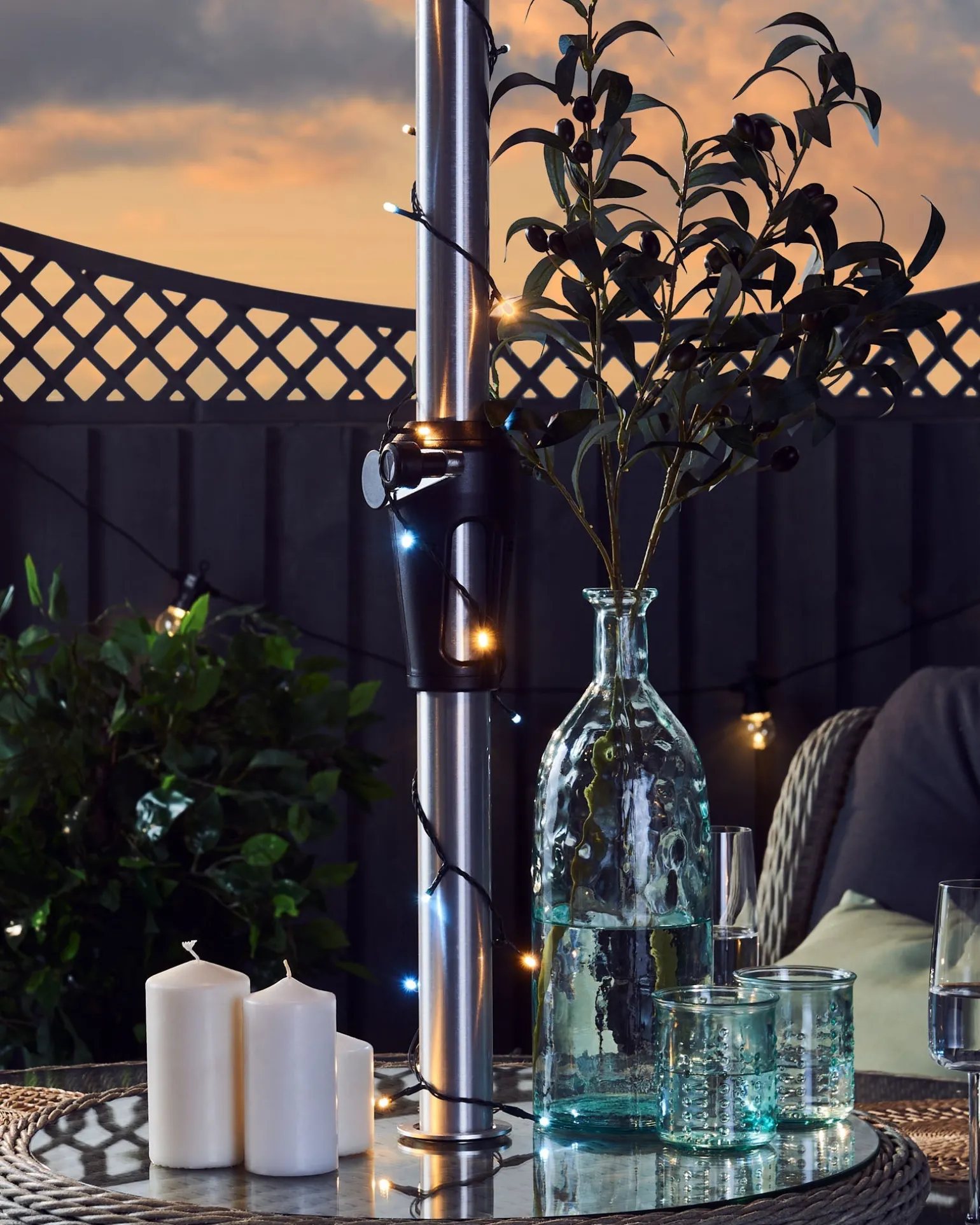 Outdoor Multi-Function 240 LED Light String, Warm White & Ice White
