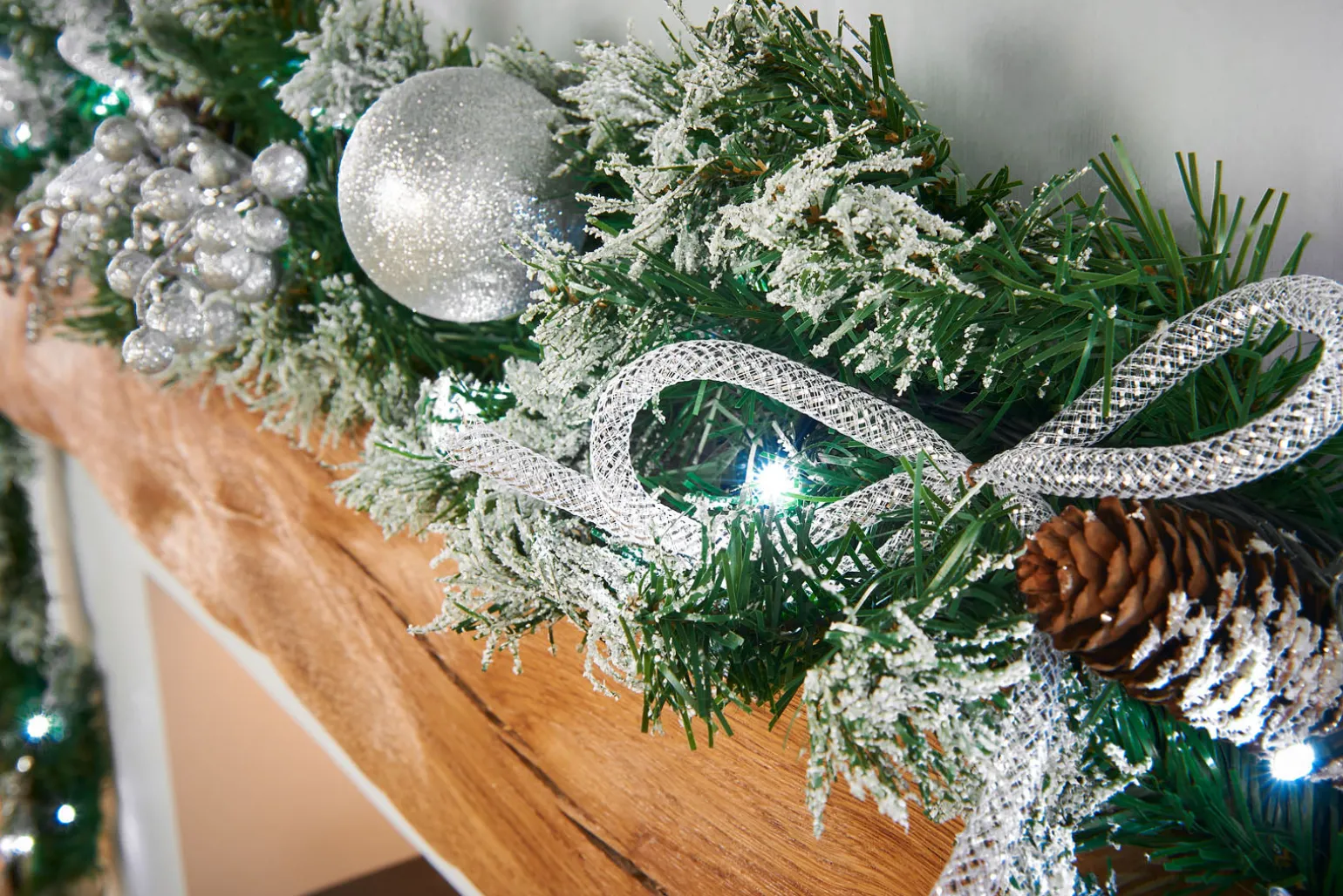 Pre-Lit Decorated Garland, Silver Ice, 9 Ft