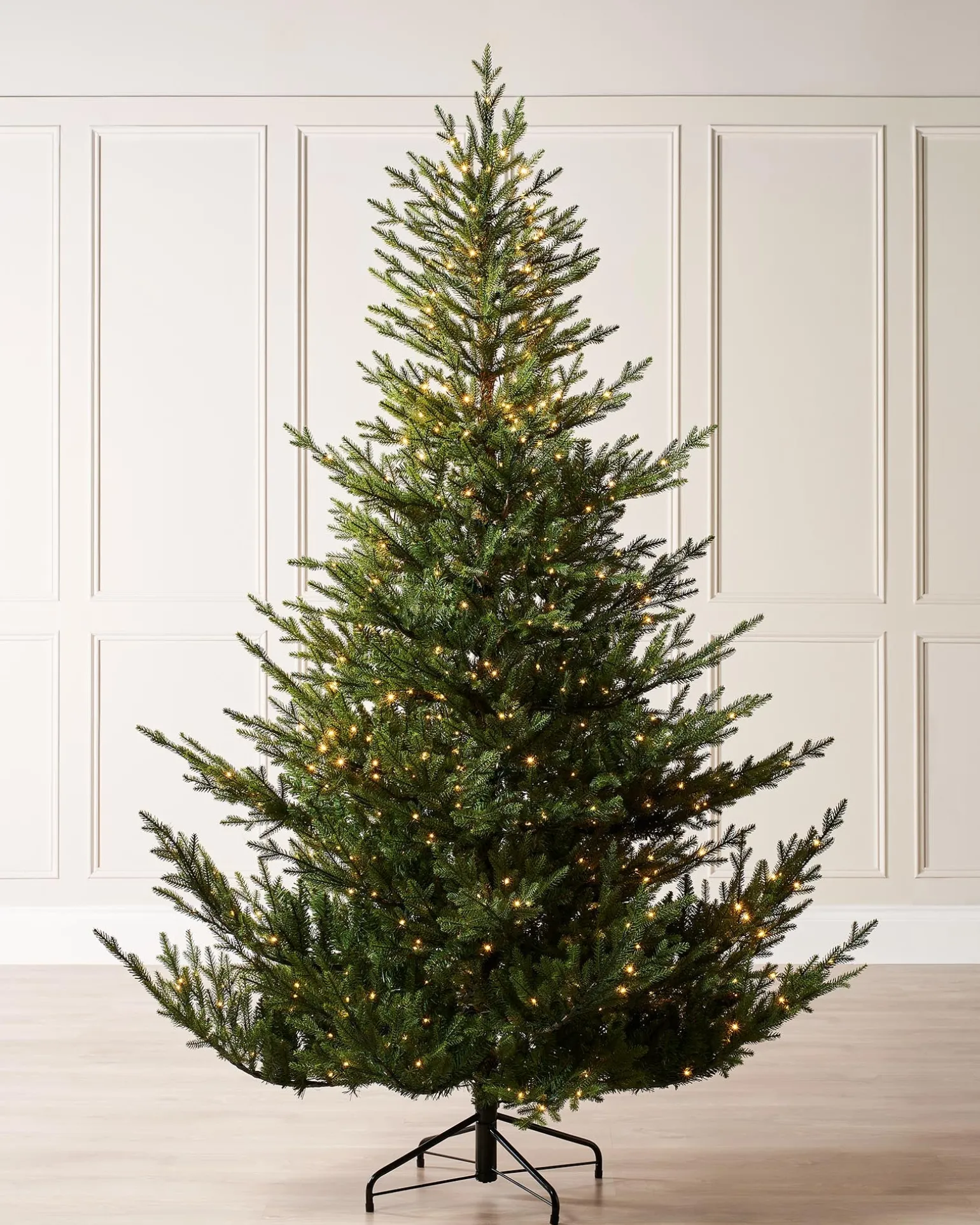 Pre-Lit Douglas Fir Christmas Tree, 8 Ft