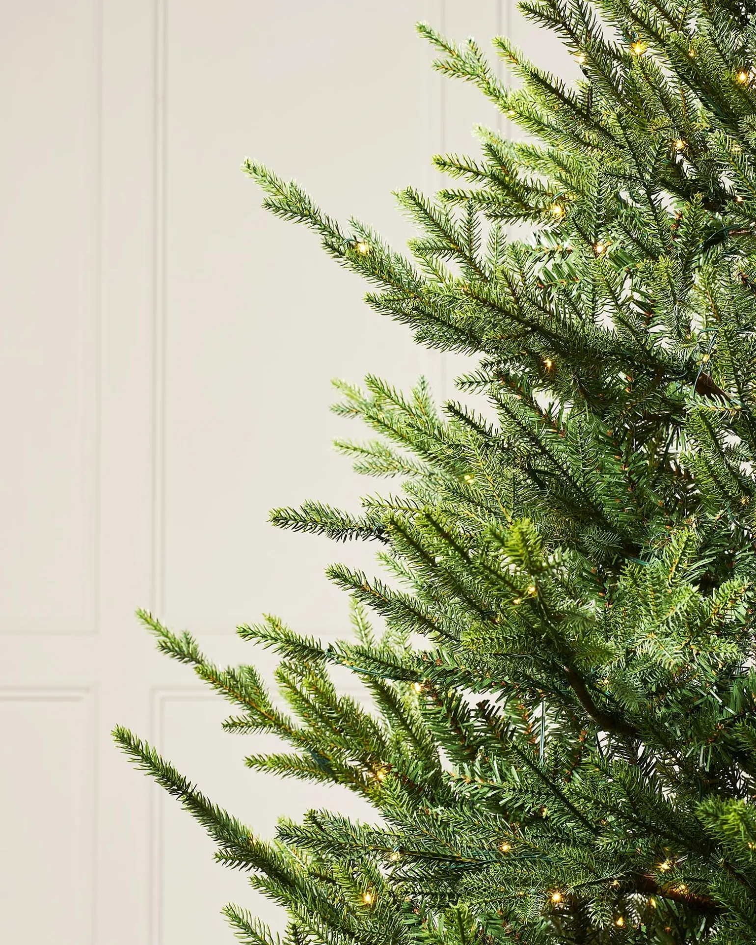 Pre-Lit Douglas Fir Christmas Tree, 8 Ft