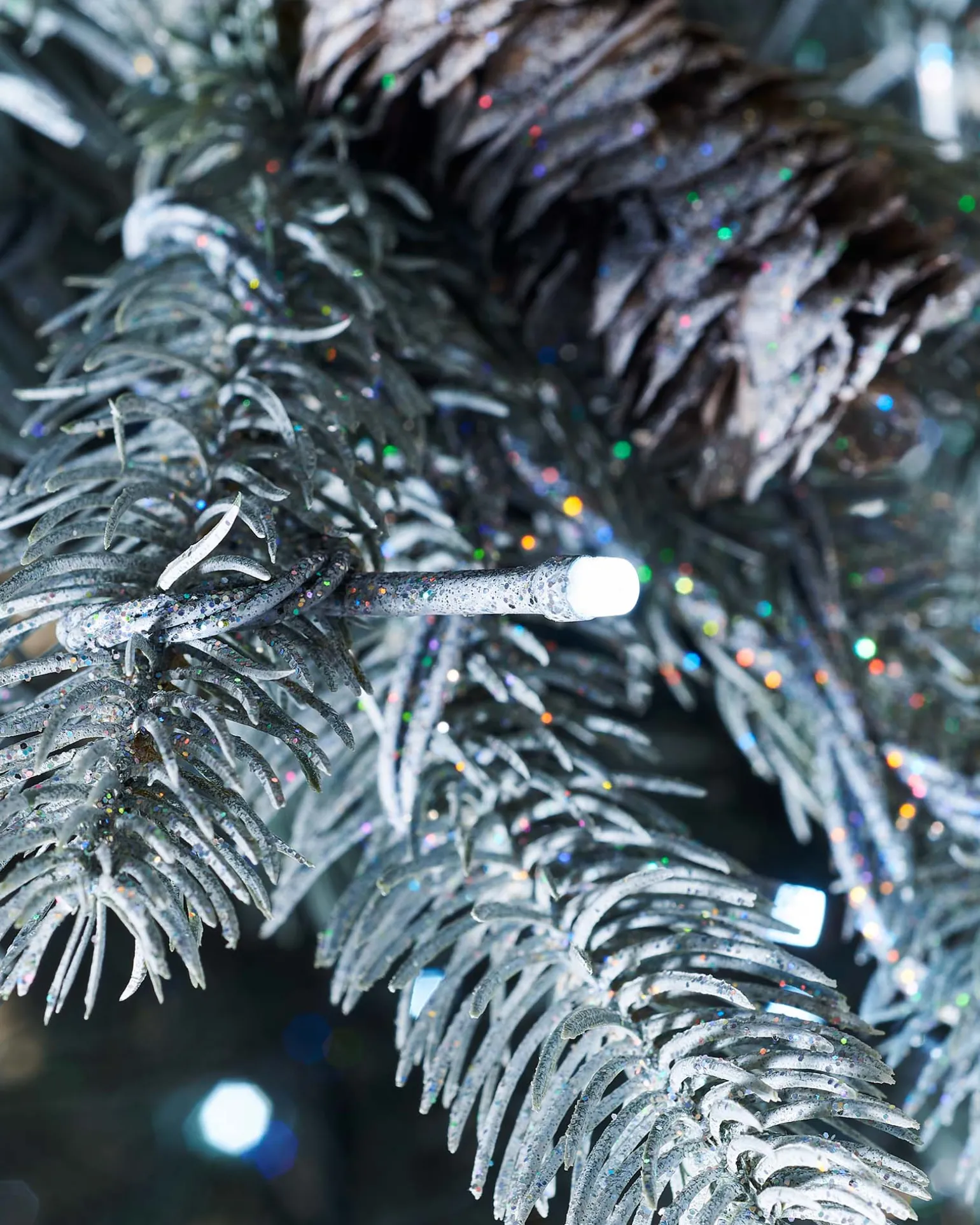 Pre-Lit Edwardian Spruce Multi-Function Christmas Tree, 5 Ft