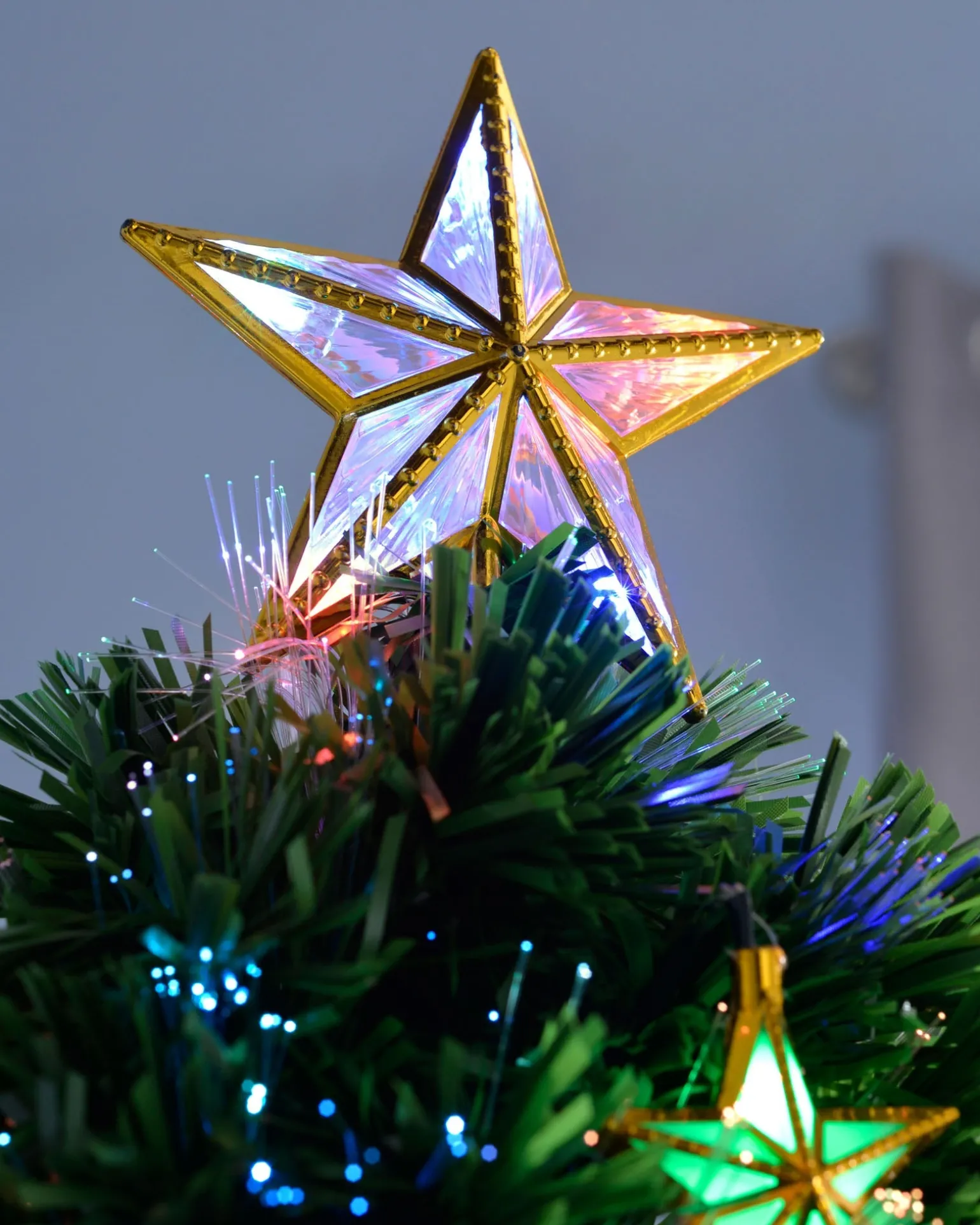 Pre-Lit Fibre Optic Christmas Tree With Tree Topper, 7 Ft
