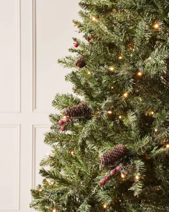 Pre-Lit Full Bodied Decorated Snow Flocked Christmas Tree, 6 Ft