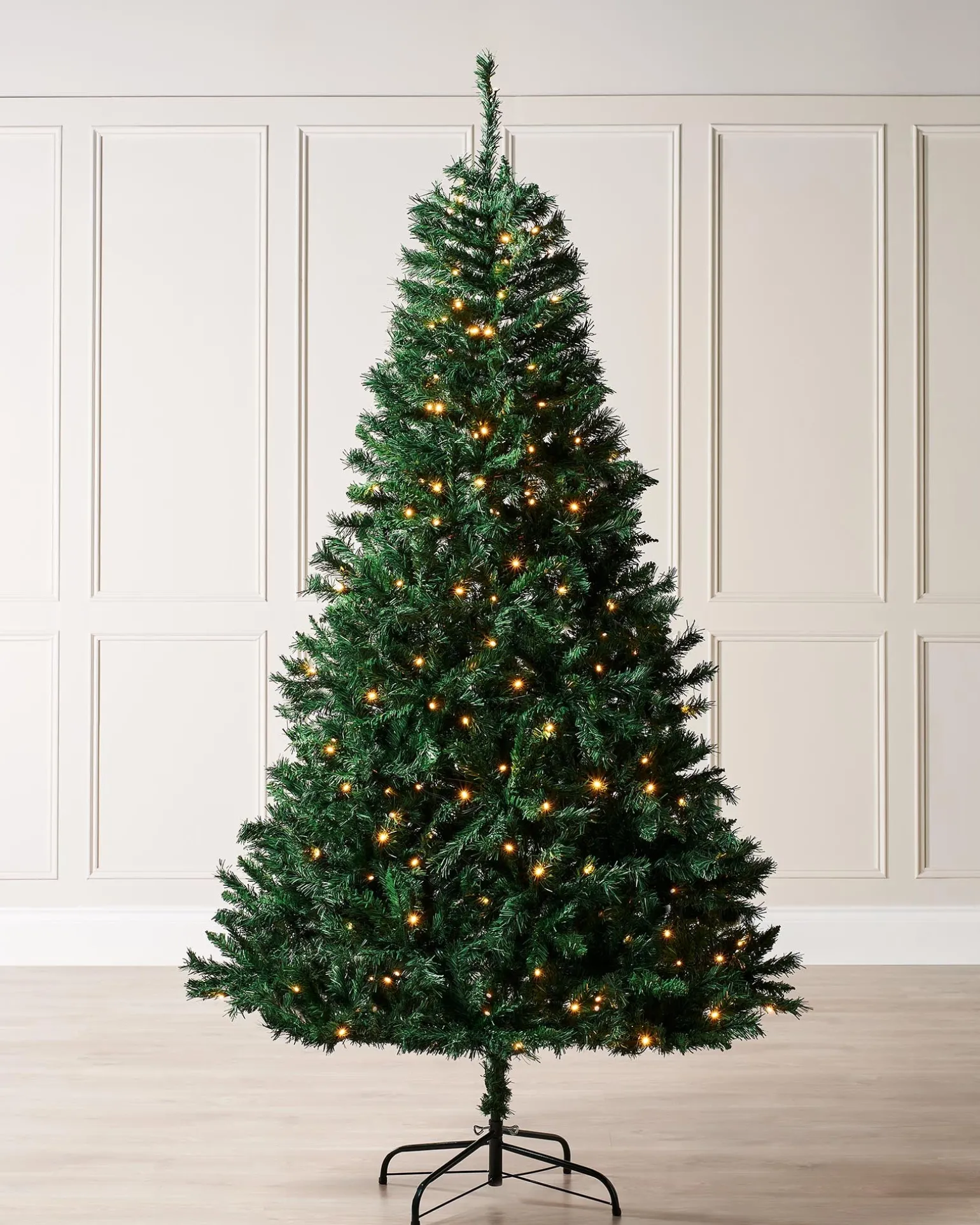 Pre-Lit Mixed Pine Christmas Tree, 6 Ft