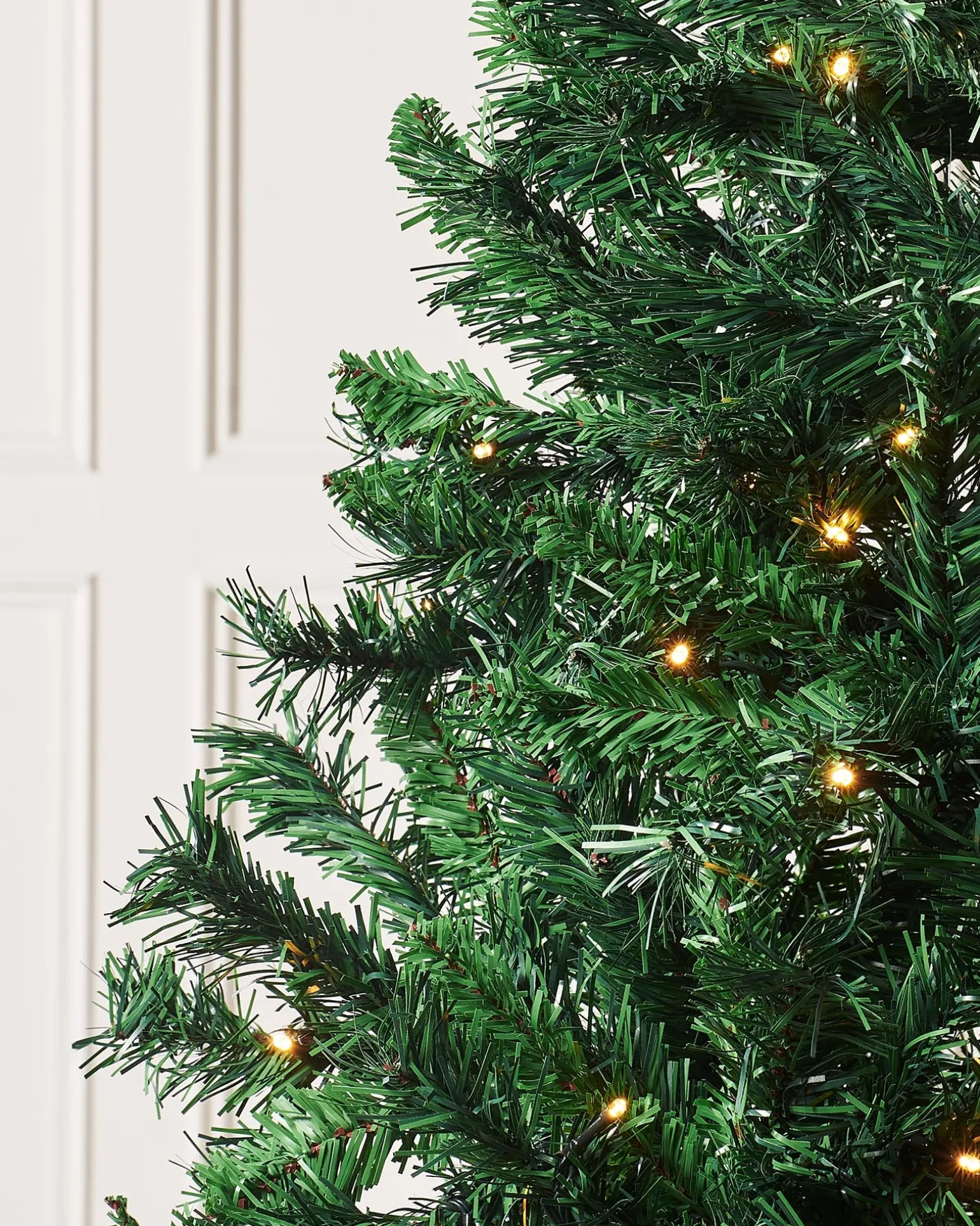 Pre-Lit Mixed Pine Christmas Tree, 6 Ft