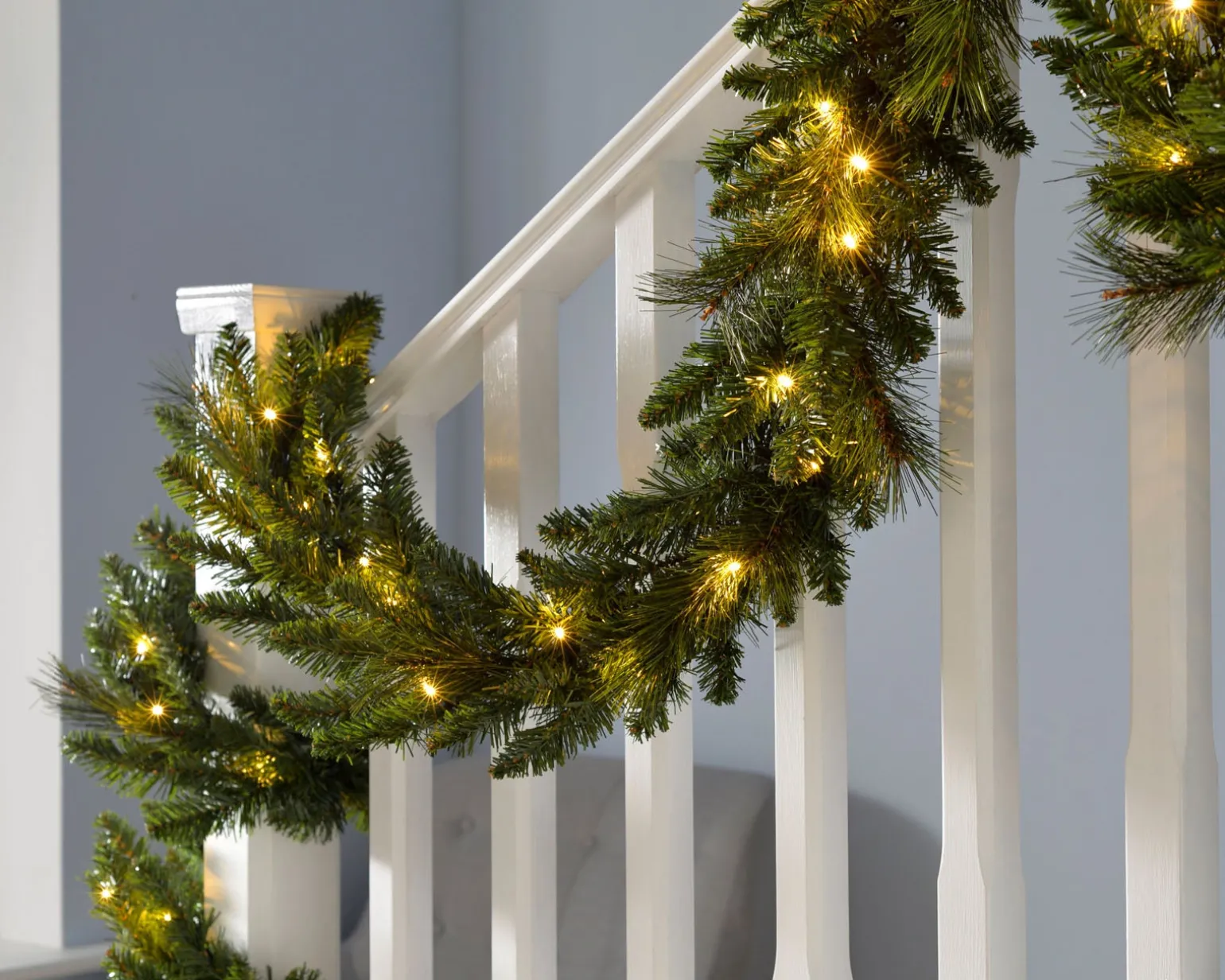 Pre-Lit Multi-Function Garland, 18 Ft