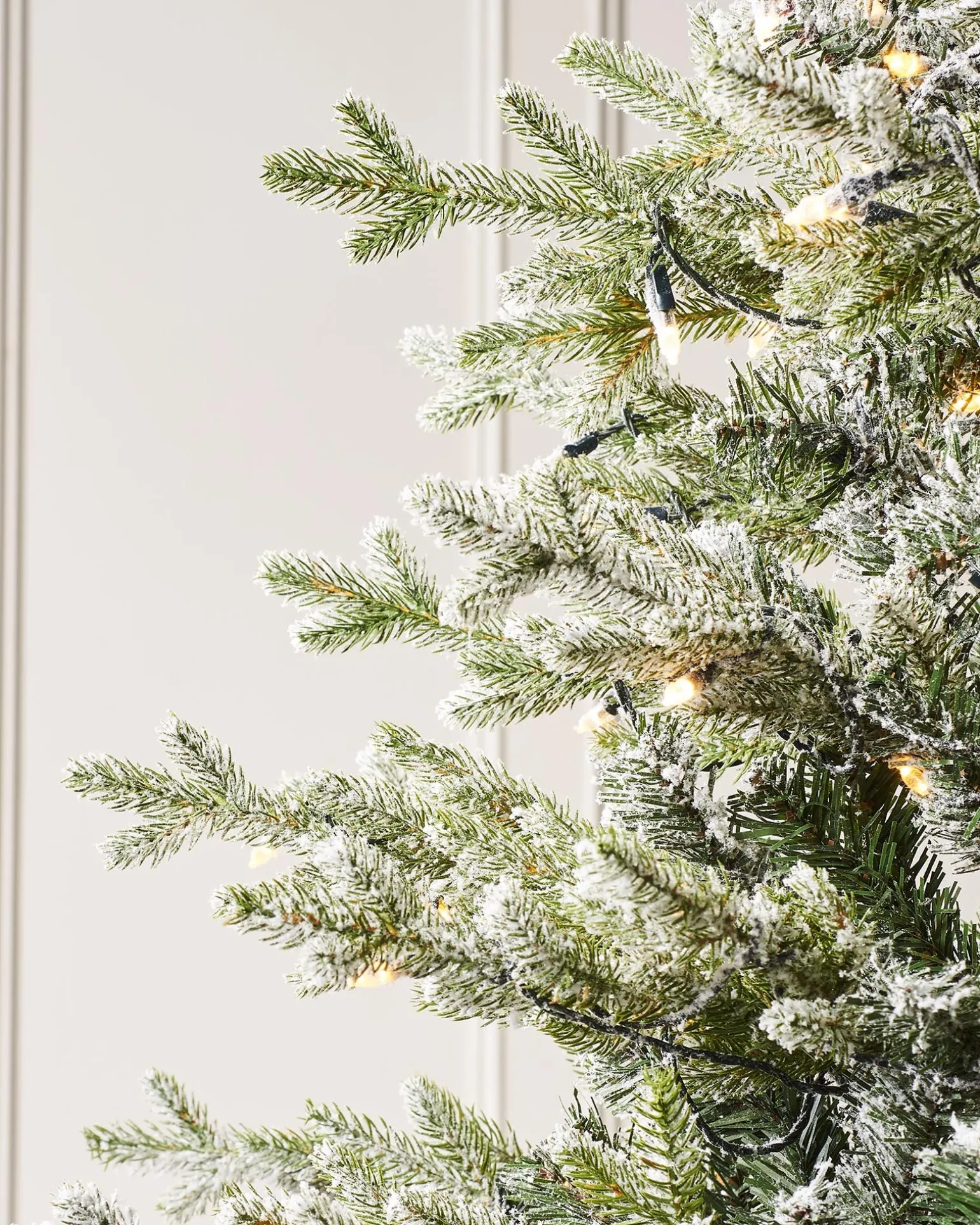 Pre-Lit Snow Flocked Fraser Fir Christmas Tree, 6 Ft