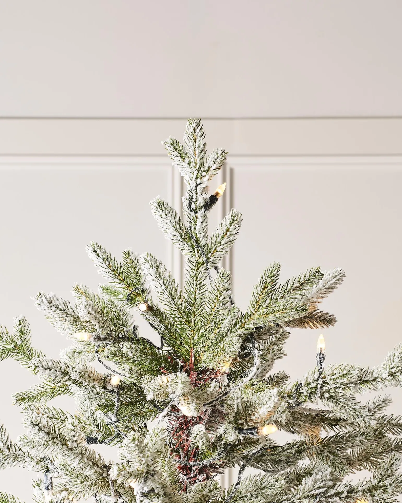 Pre-Lit Snow Flocked Fraser Fir Christmas Tree, 6 Ft
