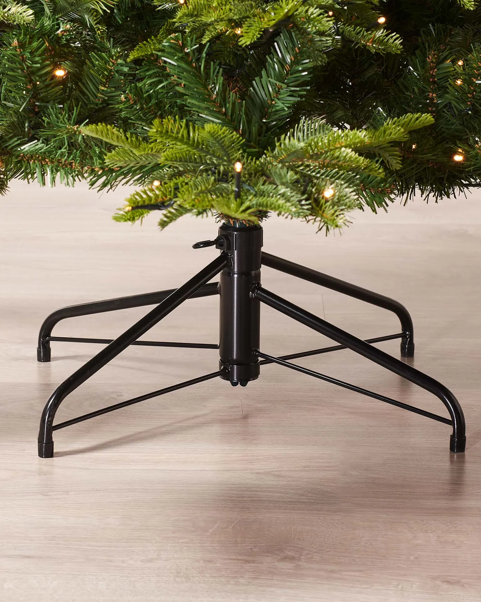 Pre-Lit Sugar Pine Christmas Tree, 6 Ft