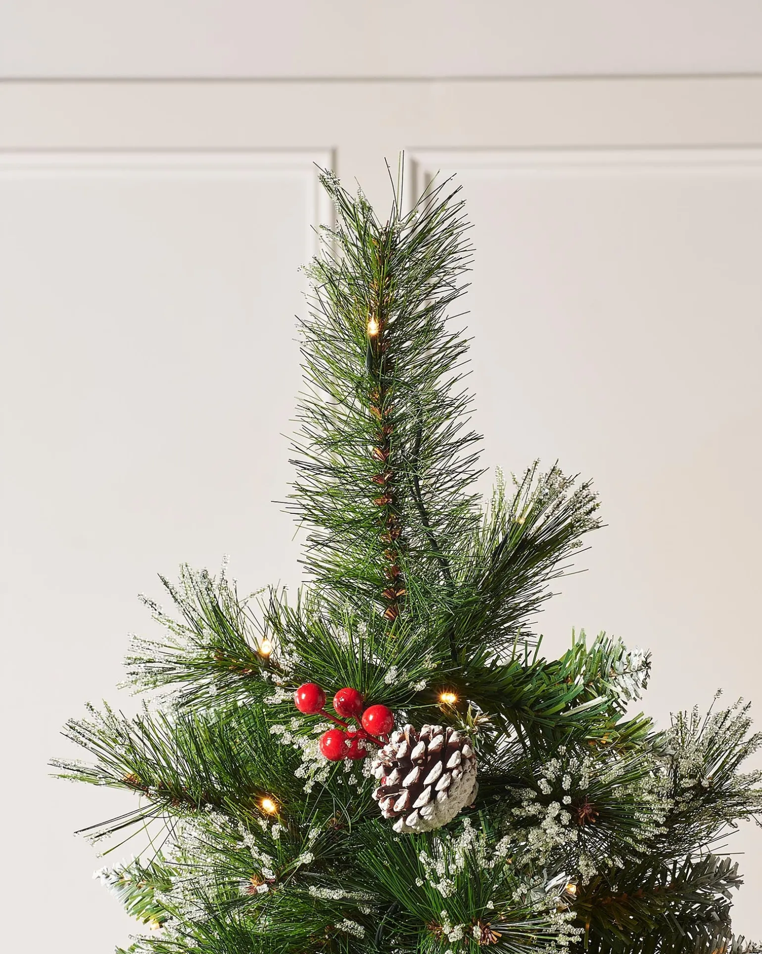 Pre-Lit Victorian Frosted Berries & Pinecones Christmas Tree, 6 Ft