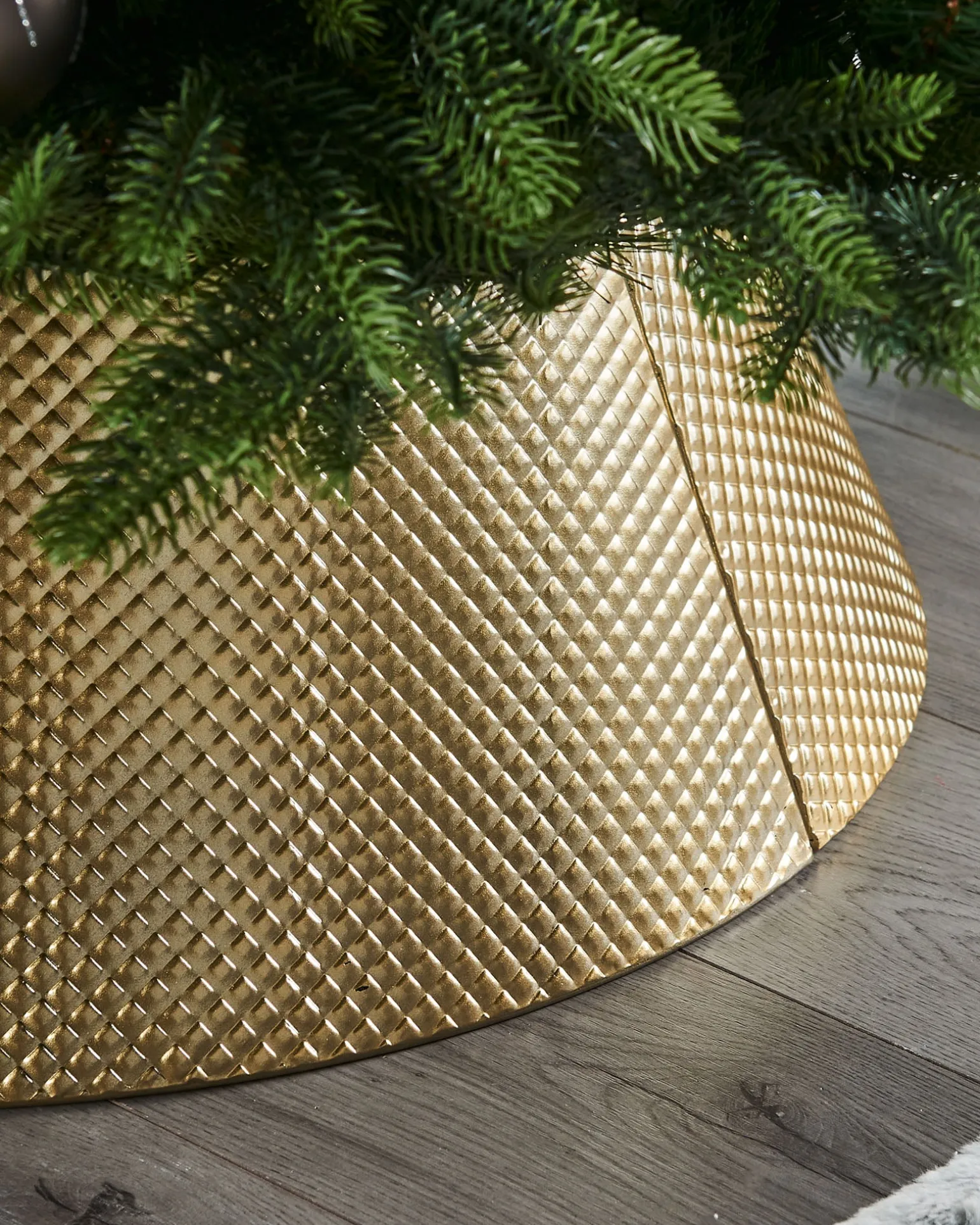 Quilted Metal Tree Collar, Gold, 71 Cm