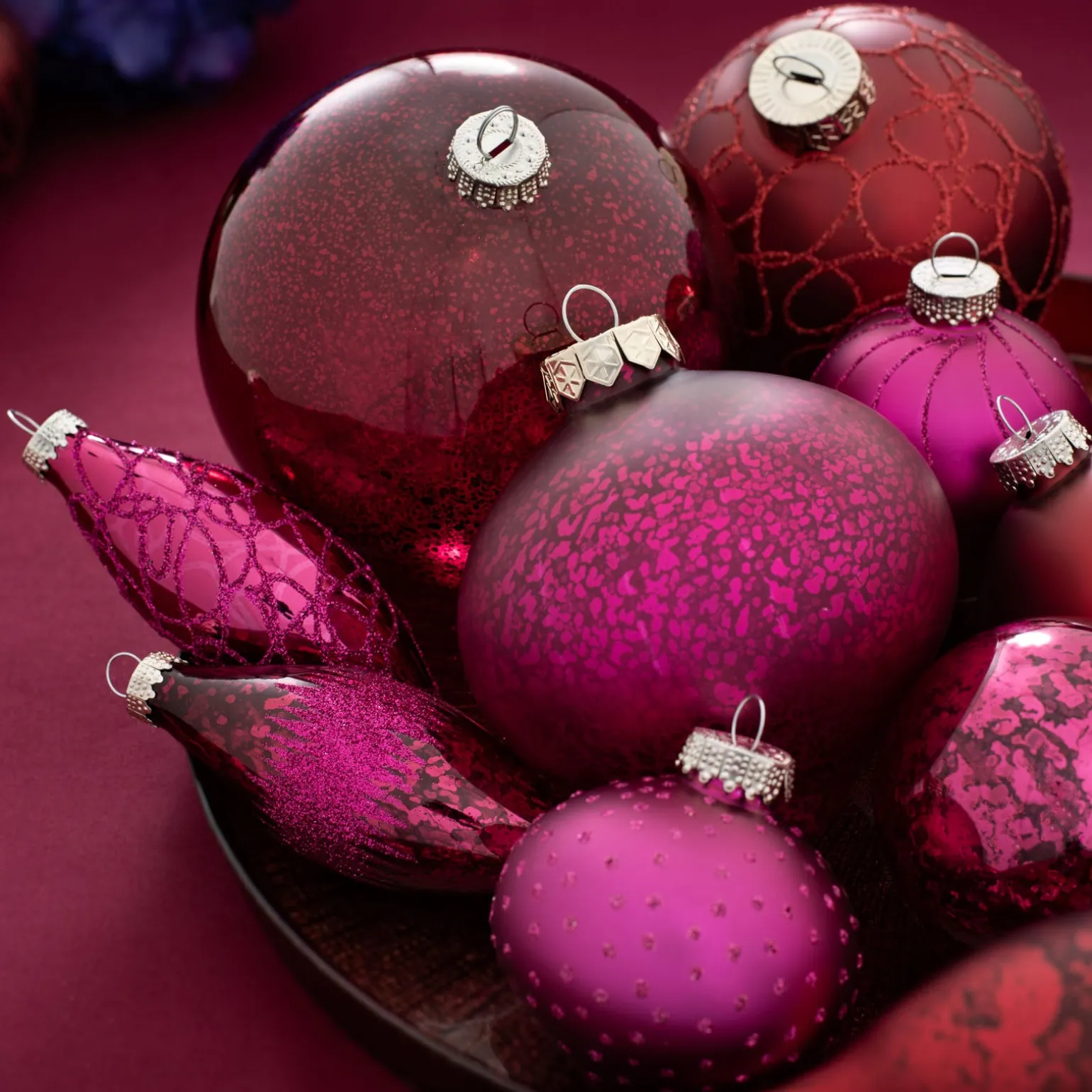 Ruby Glass Baubles, 20 Pack