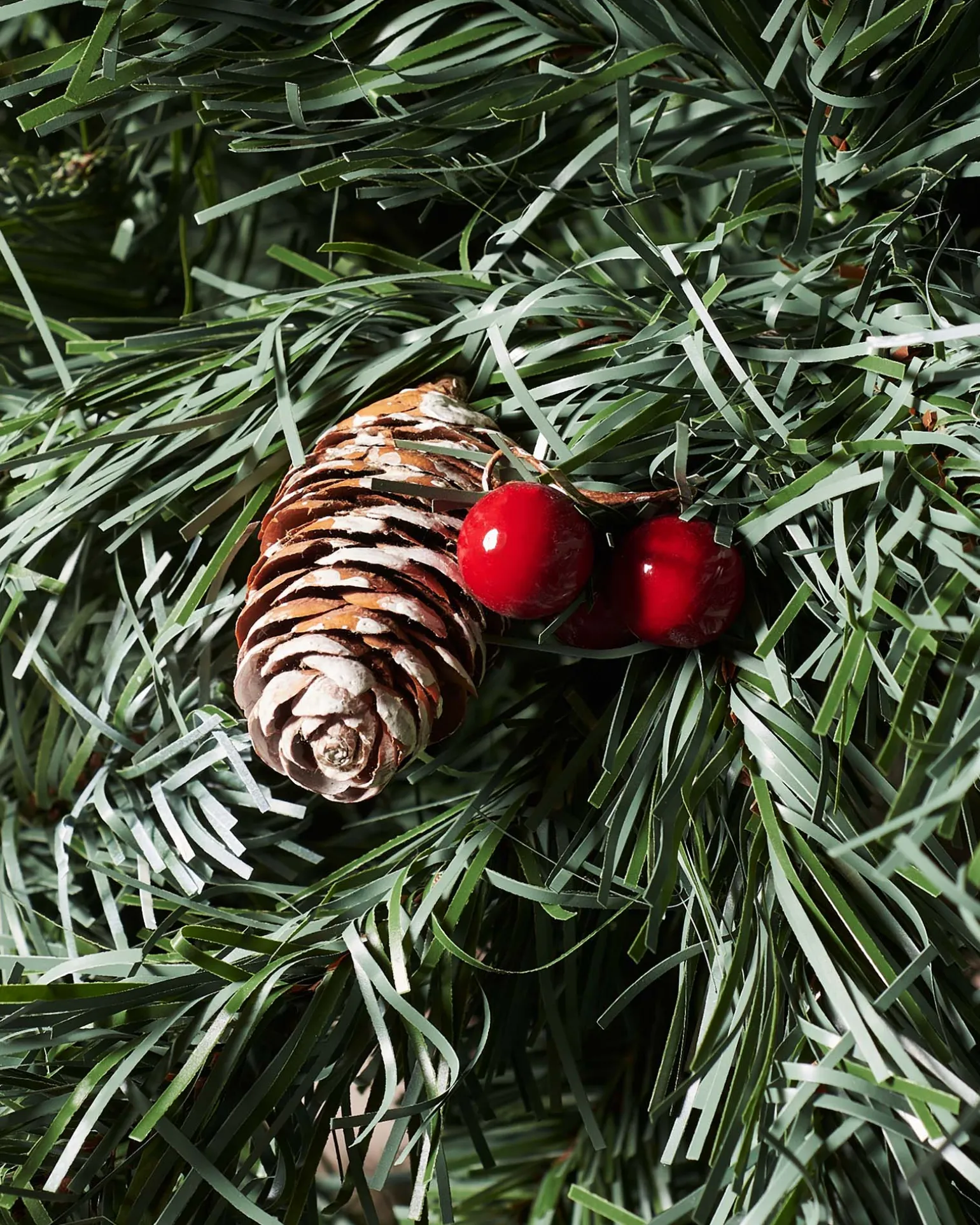 Scandinavian Blue Spruce Christmas Tree, 6 Ft