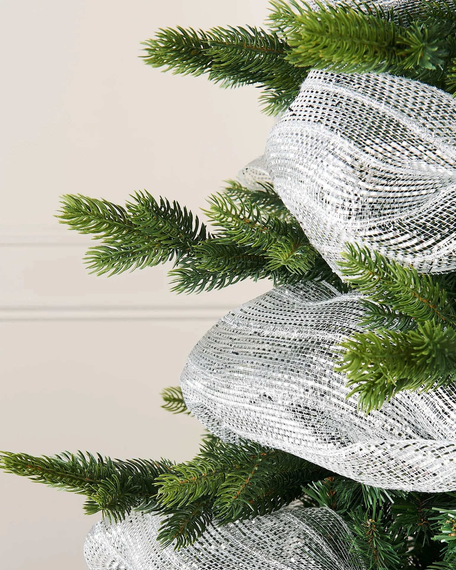 Transparent Mesh With Thick Striped Silver Foil, 9 M